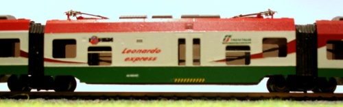 Minuetto versione Leonardo Express di Stefano Depietri - Dettaglio della carrozza centrale