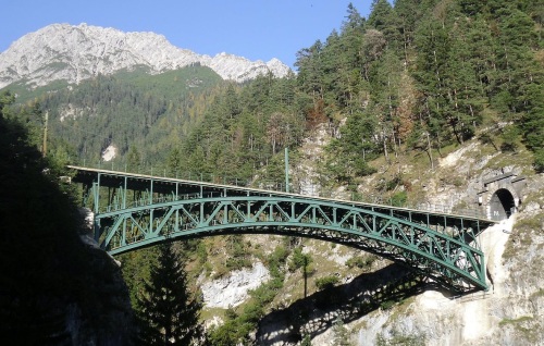 Il ponte sulla fossa di Schlossbach - Foto Creative Commons di Alletto da wikimedia.it