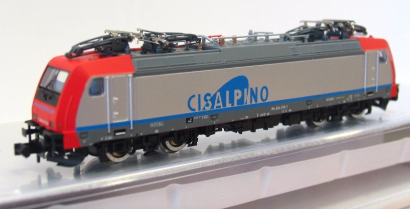 7 carrozze Scala N 1/160 ARNOLD HN2325 Set Cisalpino-EuroCity E.484 016 
